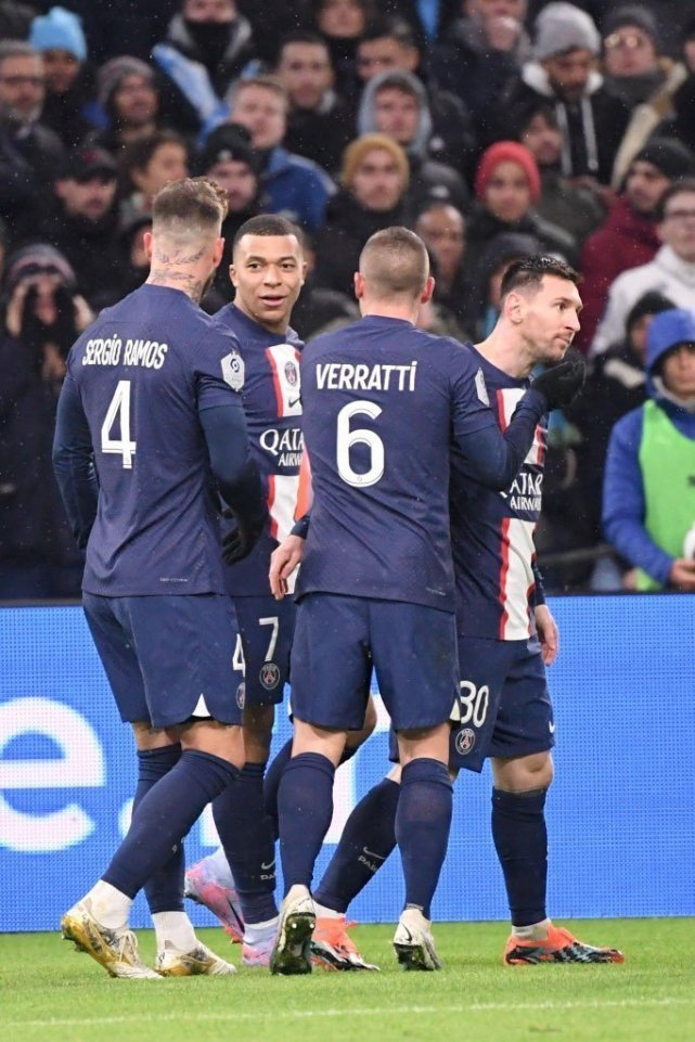 三亿官方入口 -里程碑夜菲尼克斯太阳调整名单；法甲今夜刷纪录；话题不断；球探报告显示潜力(菲尼克斯之光)