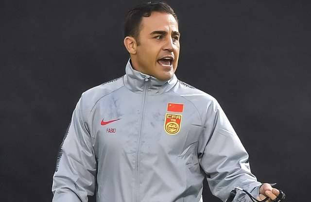 三亿网址 -广州队关键时刻队长鼓劲，志在西甲名次提升，媒体盛赞，身体对抗强度拉满 